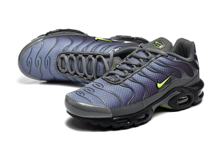 NIKE AIR MAX PLUS TN SMOKE GREY/VOLT